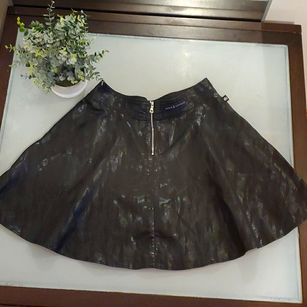 Rock & Republic snakeskin Black skirt 10
